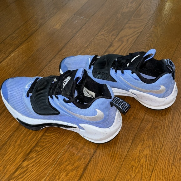 NIKE ZOOM FREAK 3 TB ROYAL PULSE BASKETBALL SHOES - Picture 2 of 13